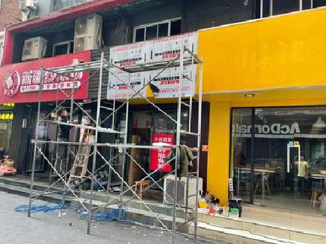 咸宁制作广告招牌如何避免它发黄？